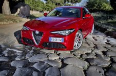 alfa-romeo-giulia-perch-comprarla-e-perch-no_43.jpg