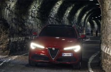 170222_Alfa-Romeo_Stelvio_32.jpg