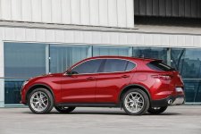 170222_Alfa-Romeo_Stelvio_84.jpg