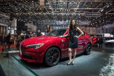 alfa-romeo-stelvio-3a.jpg